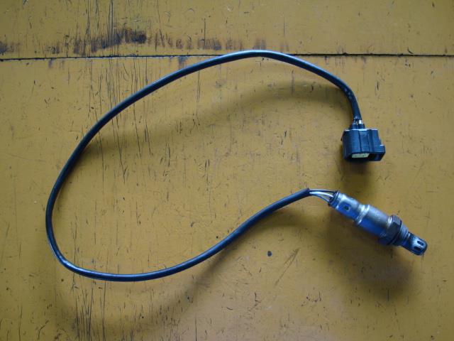 【中古】中古部品 ベンツ Cクラス 204248 ｵｰﾂｰｾﾝｻｰ 【3340220100-000223007622390】