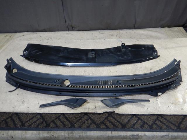 【中古】中古部品 デイズ B21W ｶｳﾙﾄｯﾌﾟﾊﾟﾈﾙ 【3330810100-001646430817210】