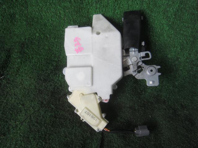 【中古】中古部品 アクティ HH5 右ﾘｱﾄﾞｱﾛｯｸｿﾚﾉｲﾄﾞ 【3340240100-202400004764570】