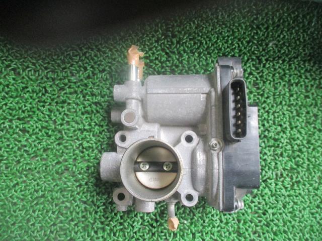【中古】中古部品 モコ MG33S ｽﾛｯﾄﾙﾎﾞﾃﾞｨ 【3500080000-240912000620300】 6,604円
