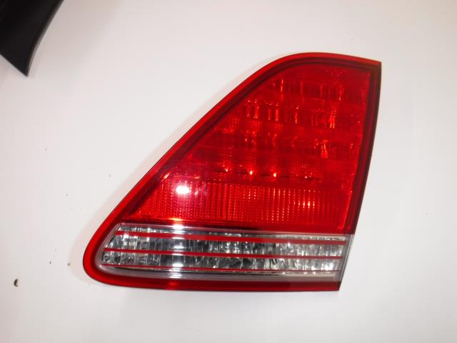 【中古】中古部品 クラウン GRS182 ﾘｱﾌｨﾆｯｼｬｰﾊﾟﾈﾙ 【3330810100-001409608515200】