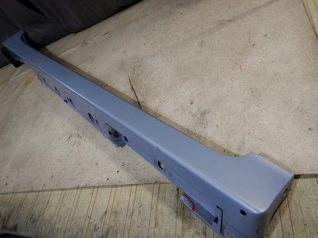 【中古】中古部品 プリウス ZVW30 右ｻｲﾄﾞｽﾃｯﾌﾟ 【3330810100-001617915013700】