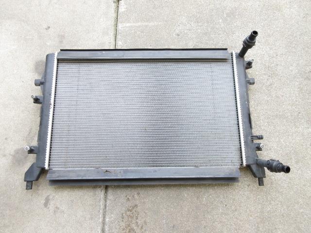 【中古】中古部品 VW ザ・ビートル 16CBZ ﾗｼﾞｴｰﾀ 【3500170000-220513503520400】