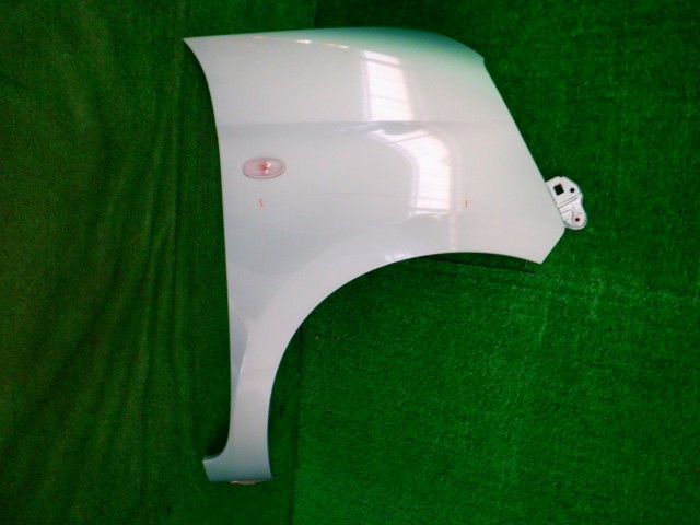 【中古】中古部品 スペーシア MK32S 右ﾌﾛﾝﾄﾌｪﾝﾀﾞｰ 【3340140100-000025103710600】