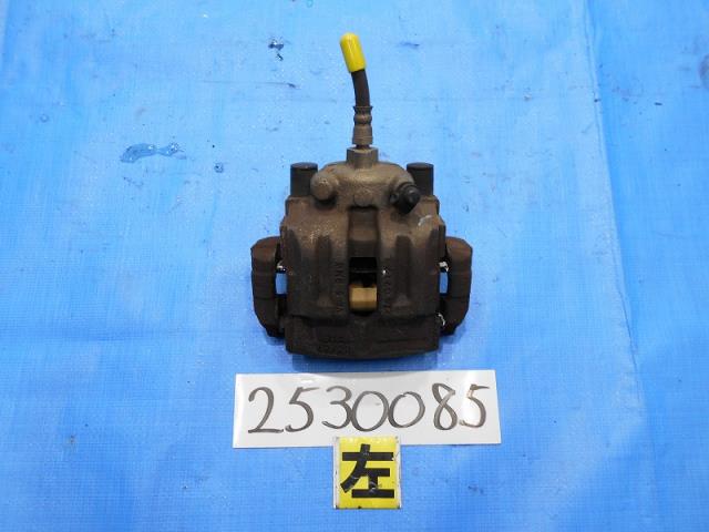 【中古】中古部品 BMW X1 VL18 左ﾘｱｷｬﾘﾊﾟｰ 【3310040100-000253008544460】