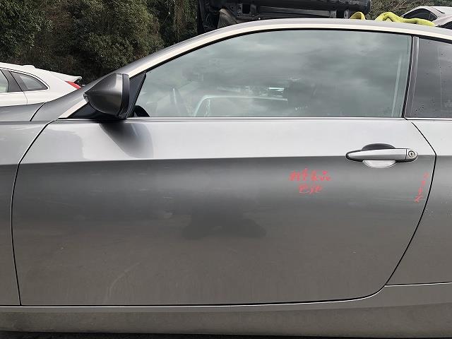 【中古】中古部品 BMW 3シリーズ WB35 左フロントドア 【3310070100-0000Y0767413200】|e-cleマート