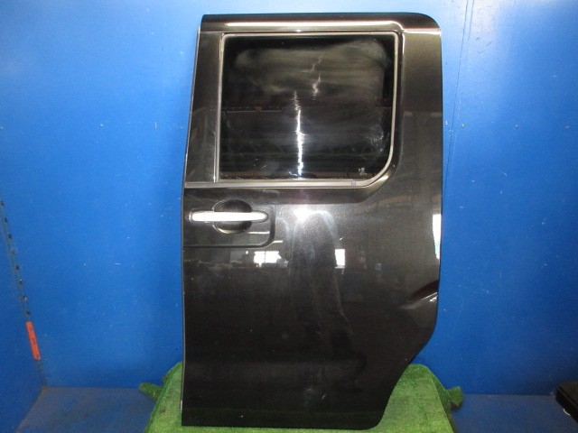 【中古】中古部品 ハイゼットキャディー LA700V 左ﾘｱﾄﾞｱ 【3310270100-000014754013400】