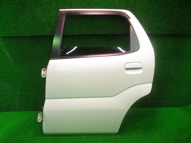 【中古】中古部品 シボレー クルーズ（GM） HR51S 左ﾘｱﾄﾞｱ 【3330210100-000037062313400】