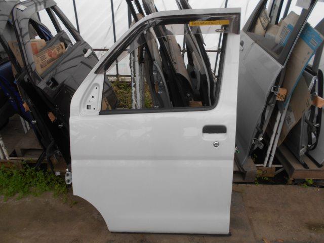【中古】中古部品 ハイゼット S331V 左ﾌﾛﾝﾄﾄﾞｱ 【3330220100-250423000113200】
