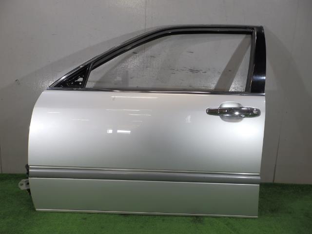 【中古】中古部品 プログレ JCG10 左ﾌﾛﾝﾄﾄﾞｱ 【3260250000-000025050013200】