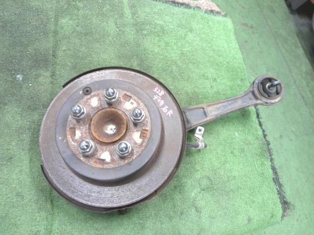 【中古】中古部品 デリカＤ5 CV2W 右ﾘｱﾅｯｸﾙﾊﾌﾞ 【3310200100-000021632844410】