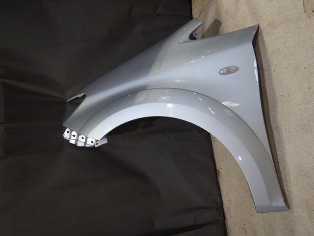 【中古】中古部品 ウィッシュ ZGE22W 左ﾌﾛﾝﾄﾌｪﾝﾀﾞｰ 【3330810100-001627154710700】 18,403円