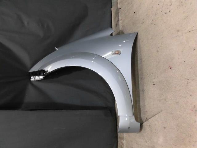 【中古】中古部品 ウィッシュ ANE11W 左フロントフェンダー 【3330810100-001520718710700】