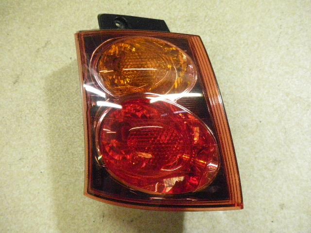 【中古】中古部品 コルトプラス Z23W 左テールランプ 【3330810100-001237855115600】