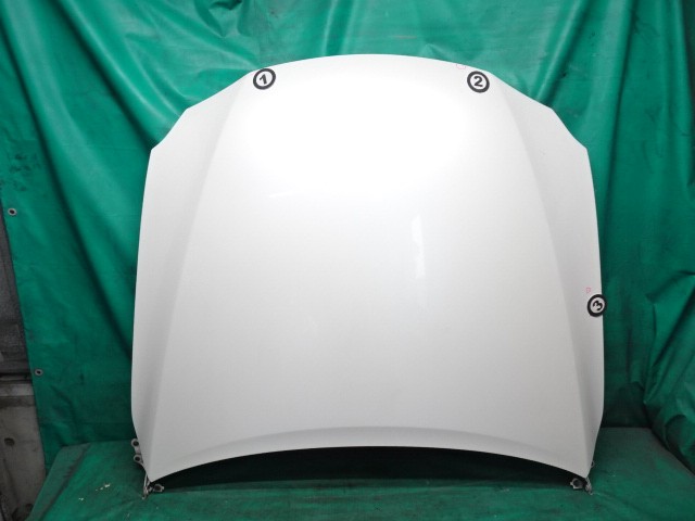 【中古】中古部品 レクサス IS GSE21 ﾎﾞﾝﾈｯﾄﾌｰﾄﾞ 【3330990500-250424000110500】
