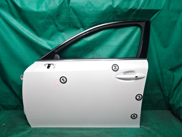 【中古】中古部品 レクサス IS GSE21 左ﾌﾛﾝﾄﾄﾞｱ 【3330990500-250424000113200】