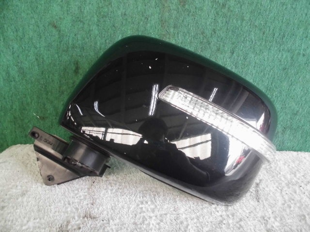 【中古】中古部品 ＭＲワゴン MF33S 左ｻｲﾄﾞﾐﾗｰ 【3310420000-000002348613600】 7,877円