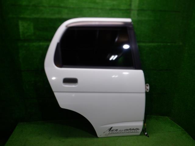 【中古】中古部品 テリオスキッド J111G 右ﾘｱﾄﾞｱ 【3330420100-250409001313300】