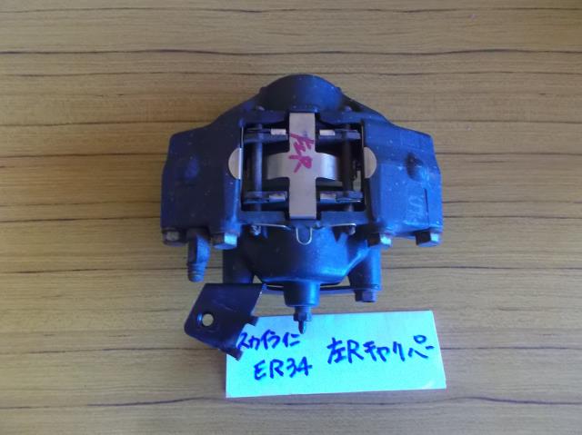 【中古】中古部品 スカイライン ER34 左ﾘｱｷｬﾘﾊﾟｰ 【3310010100-000497796444460】