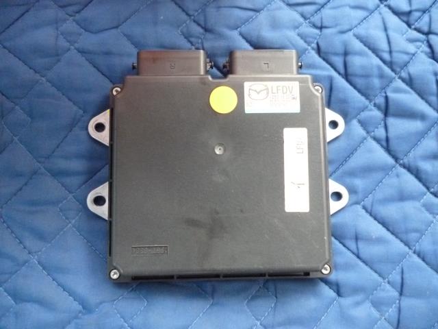 【中古】中古部品 プレマシー CWEFW ｴﾝｼﾞﾝｺﾝﾋﾟｭｰﾀｰ 【3540020100-000007042463100】 9,450円