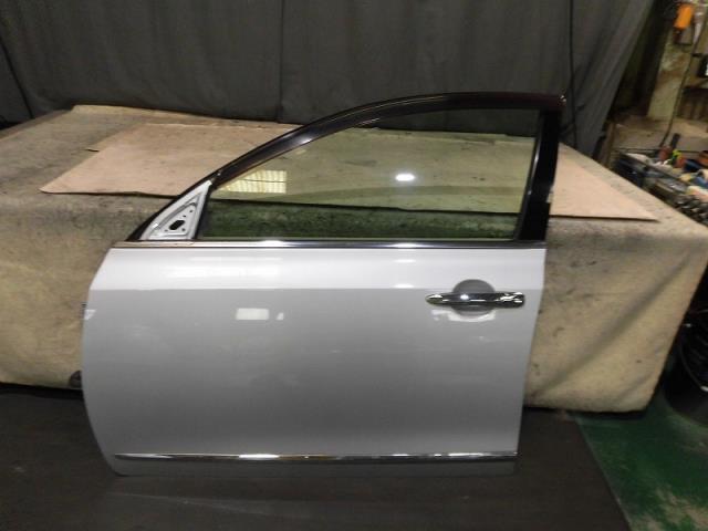 【中古】中古部品 ティアナ J32 左ﾌﾛﾝﾄﾄﾞｱ 【3330810100-001519986613200】