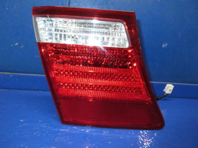 【中古】中古部品 レクサス LS USF40 左ﾌｨﾆｯｼｬｰﾊﾟﾈﾙ 【3310270100-000014752415220】