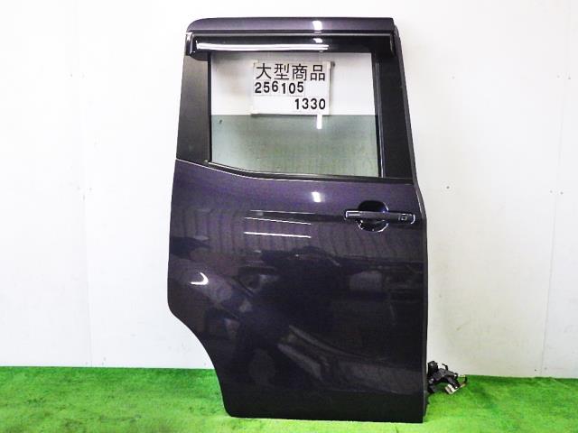 【中古】中古部品 ｅＫスペース B11A 右ﾘｱﾄﾞｱ 【3330890100-000025610513300】