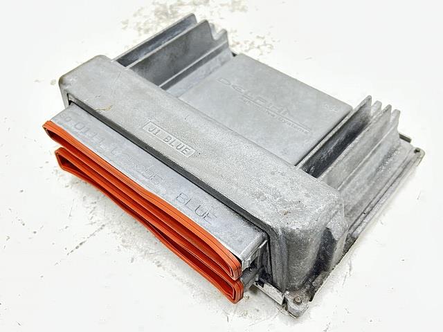 【中古】中古部品 キャデラック エスカレード GMT800 ｴﾝｼﾞﾝｺﾝﾋﾟｭｰﾀｰ 【3310070100-000090749463100】｜e-cleマート