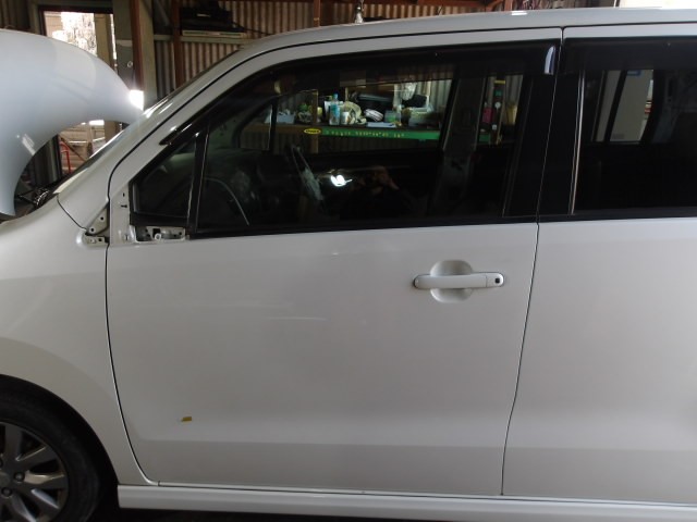 【中古】中古部品 ワゴンＲ MH23S 左ﾌﾛﾝﾄﾄﾞｱ 【3310420000-000010598113200】