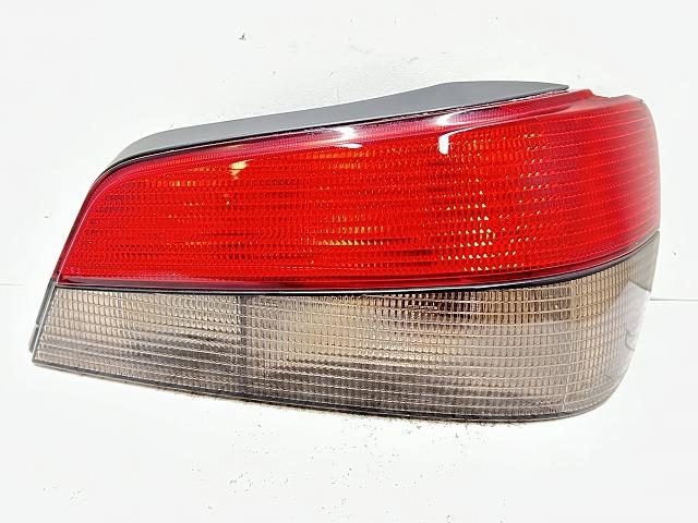 【中古】中古部品 プジョー 306 N5XT 右ﾃｰﾙﾗﾝﾌﾟ 【3310070100-000203019615500】