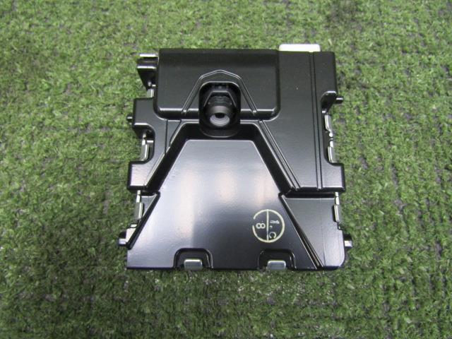 【中古】中古部品 プリウス ZVW51 カメラ 【3330200100-242530000015850】|e-cleマート