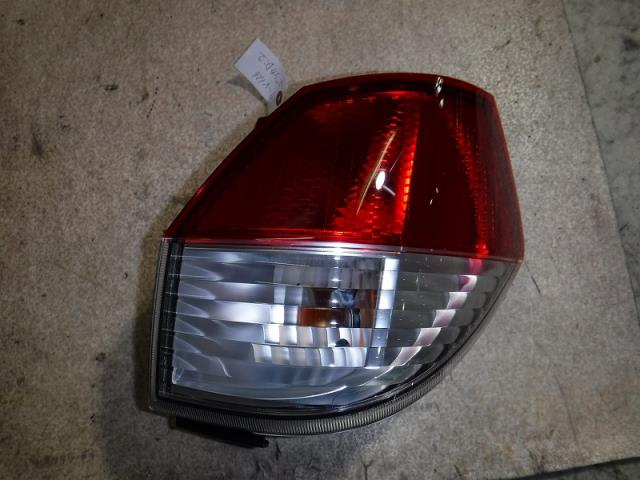 【中古】中古部品 デリカＤ2 MB15S 右ﾃｰﾙﾗﾝﾌﾟ 【3330810100-001390322215500】
