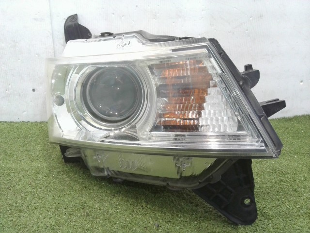 【中古】中古部品 パレット MK21S 右ヘッドランプ 【3310090100-202504111510800】