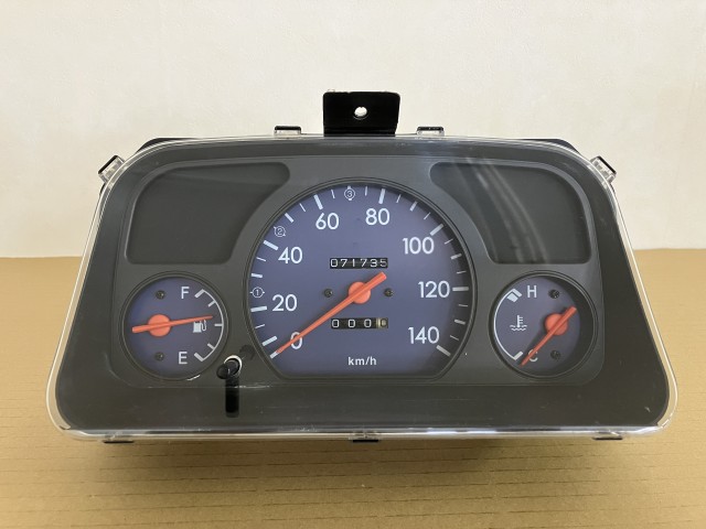 【中古】中古部品 サンバー TT2 ｽﾋﾟｰﾄﾞﾒｰﾀｰ 【3330460100-000001598861400】