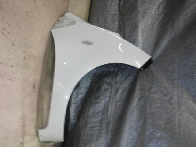 【中古】中古部品 ヴィッツ SCP90 右ﾌﾛﾝﾄﾌｪﾝﾀﾞｰ 【3330810100-001355655410600】