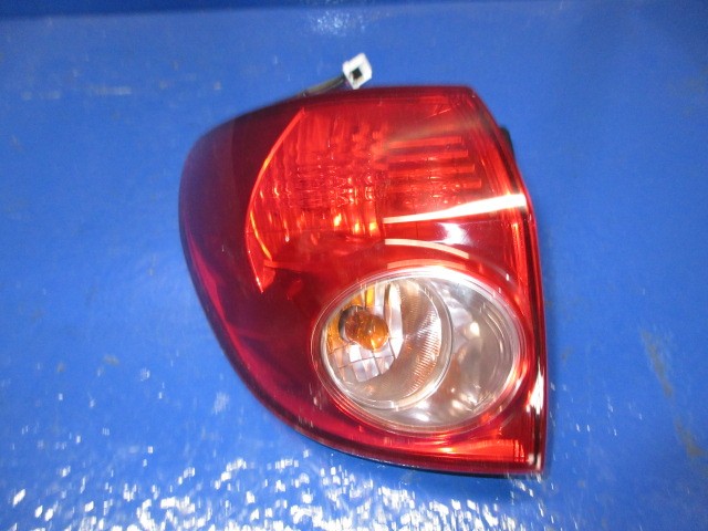 【中古】中古部品 ウイングロード Y12 左ﾃｰﾙﾗﾝﾌﾟ 【3310270100-000014785015600】