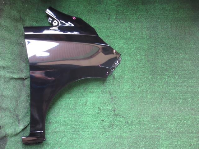 【中古】中古部品 デイズ B21W 右ﾌﾛﾝﾄﾌｪﾝﾀﾞｰ 【3340240100-202500003710600】