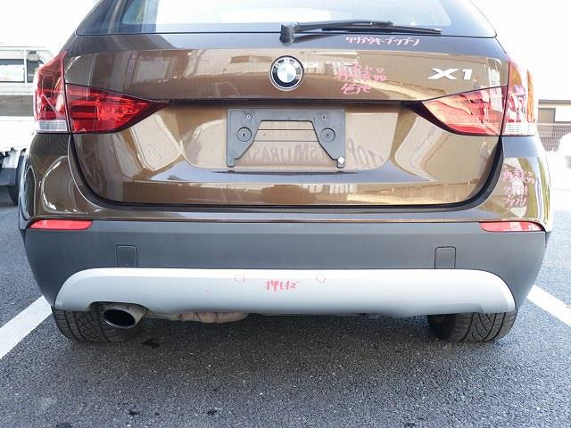 【中古】中古部品 BMW X1 VL18 ﾘｱﾊﾞﾝﾊﾟｰ 【3310070100-0000Y0764115100】