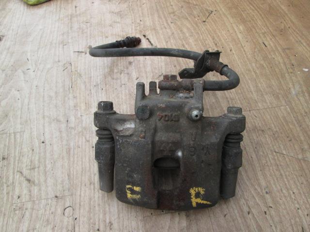 【中古】中古部品 クリッパー U71T 右ﾌﾛﾝﾄｷｬﾘﾊﾟｰ 【3310190100-000255007144330】