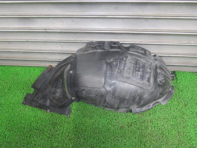【中古】中古部品 BMW 1シリーズ 1A16 右ﾌﾛﾝﾄｵｰﾊﾞｰﾌｪﾝﾀﾞｰ 【3330540100-250509000110660】