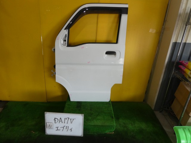 【中古】中古部品 エブリィ DA17V 左ﾌﾛﾝﾄﾄﾞｱ 【3331010600-250414000213200】