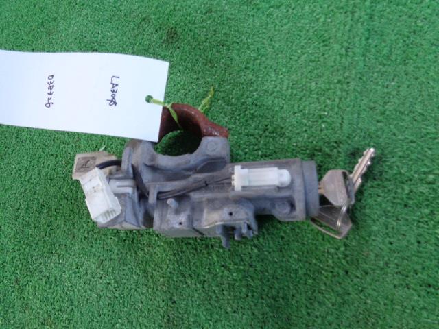 【中古】中古部品 ミライース LA300S ｲｸﾞﾆｯｼｮﾝｽｲｯﾁ・ｷｰｼﾘﾝﾀﾞｰ 【3340030100-139975800068651】