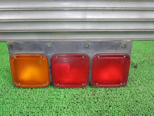 【中古】中古部品 レンジャー FD7JLYG 左ﾃｰﾙﾗﾝﾌﾟ 【3330540100-250512000115600】