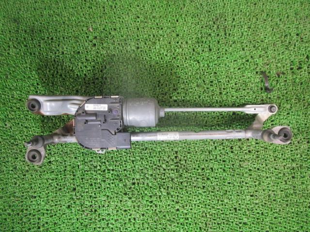 【中古】中古部品 VW ゴルフ AUCJZ ﾌﾛﾝﾄﾜｲﾊﾟｰﾓｰﾀｰ 【3330540100-250512000261601】