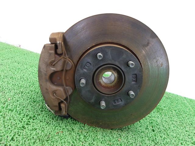 【中古】中古部品 プレマシー CWEFW 右ﾌﾛﾝﾄﾅｯｸﾙﾊﾌﾞ 【3310250100-000253012044310】