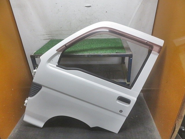【中古】中古部品 ハイゼット S110P 左ﾌﾛﾝﾄﾄﾞｱ 【3330380100-000037015413200】