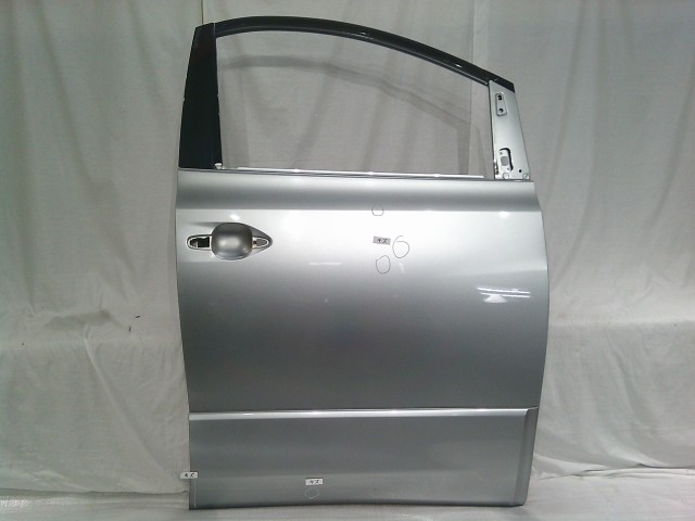 【中古】中古部品 アルファード ANH20W 右ﾌﾛﾝﾄﾄﾞｱ 【3331011000-250513500313100】