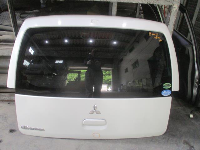 【中古】中古部品 ｅＫワゴン H82W ﾊﾞｯｸﾄﾞｱ 【3310160100-000004446515800】｜e-cleマート