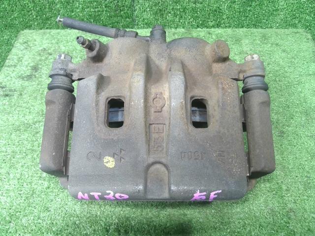 【中古】中古部品 エクストレイル NT30 右ﾌﾛﾝﾄｷｬﾘﾊﾟｰ 【3330900100-000025044144330】
