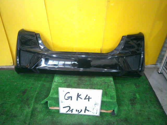 【中古】中古部品 フィット GK4 ﾘｱﾊﾞﾝﾊﾟｰ 【3331010600-250501000515100】